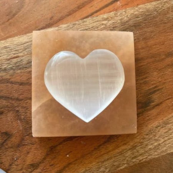 Selenite Crystal Heart - Selenite Worry Stones - Picture 2 of 4